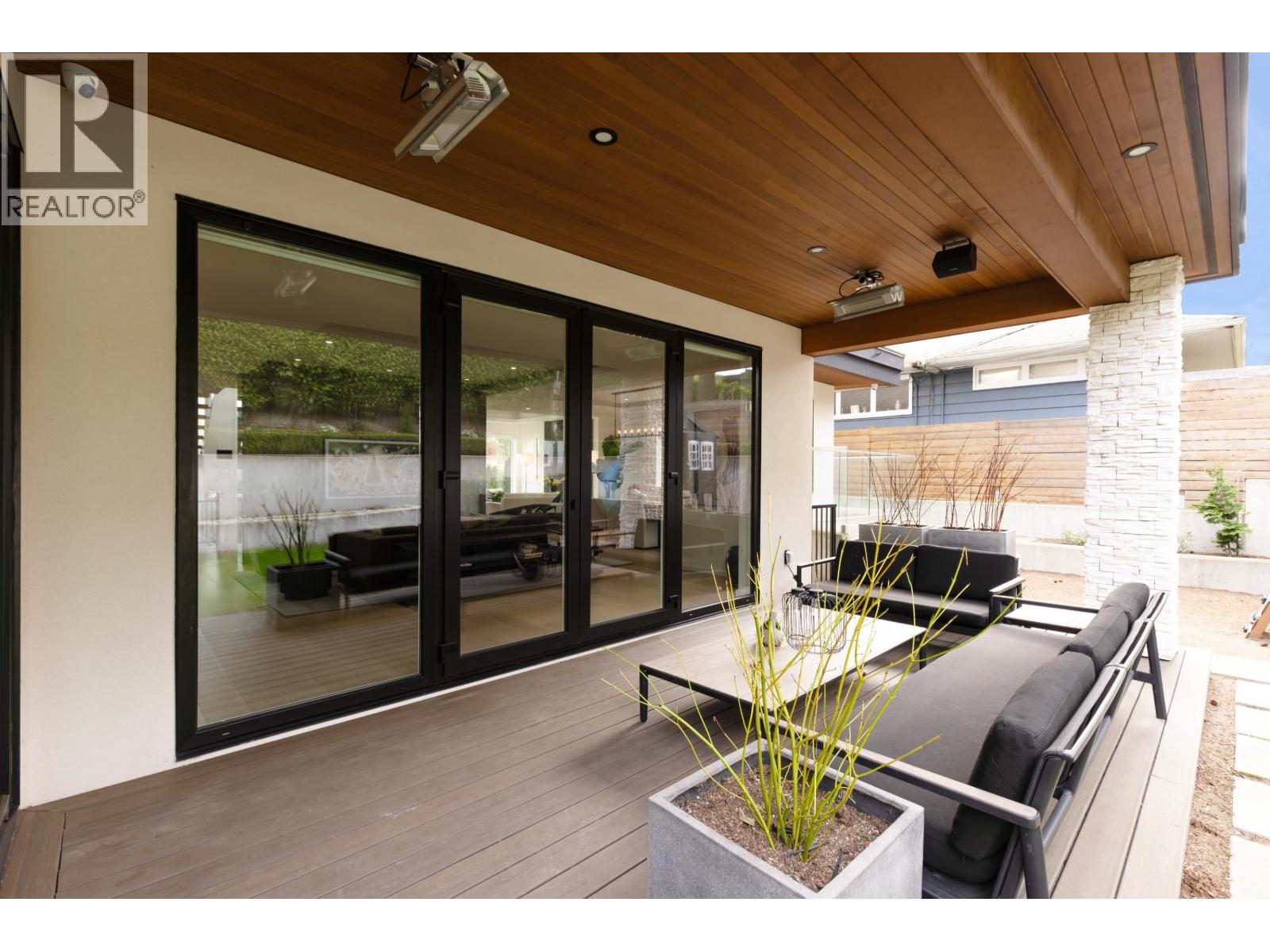 976 Melbourne Avenue, North Vancouver, British Columbia  V7R 1N9 - Photo 27 - R3113565