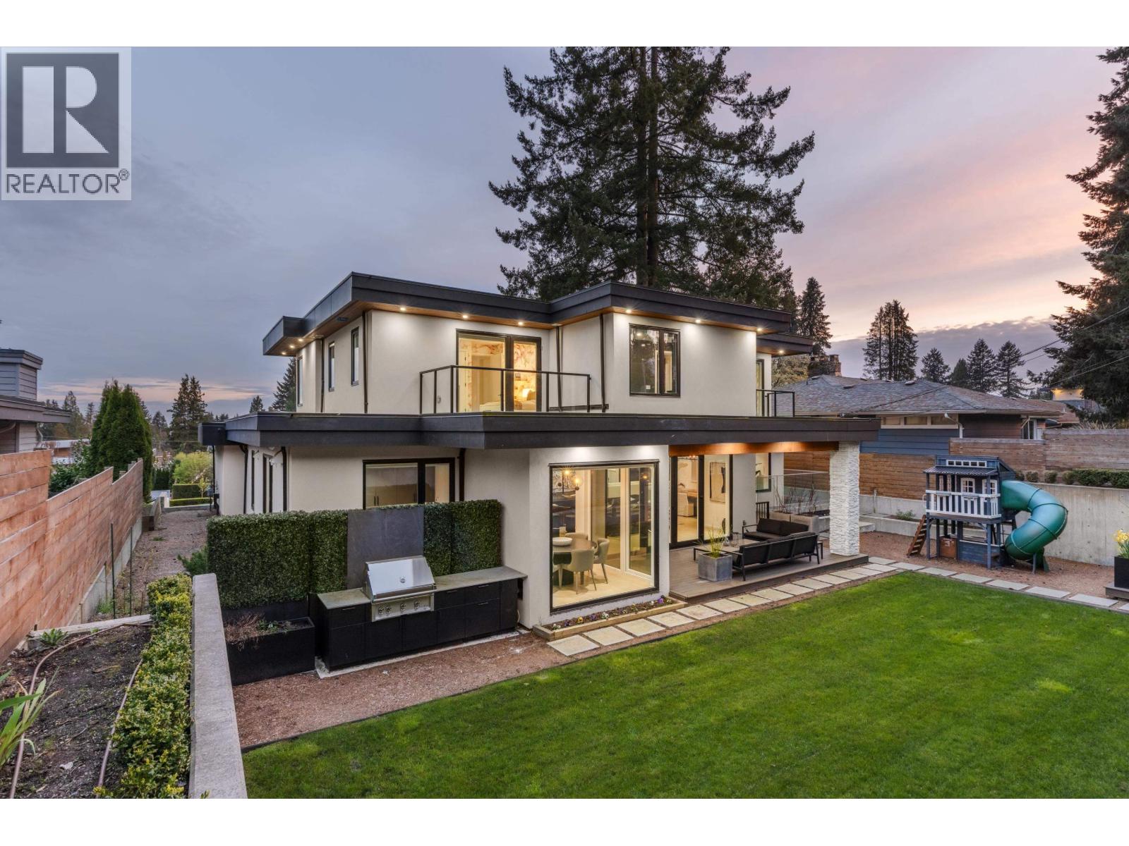 976 Melbourne Avenue, North Vancouver, British Columbia  V7R 1N9 - Photo 33 - R3113565