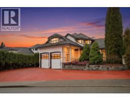 2271 SORRENTO DRIVE, Coquitlam, British Columbia