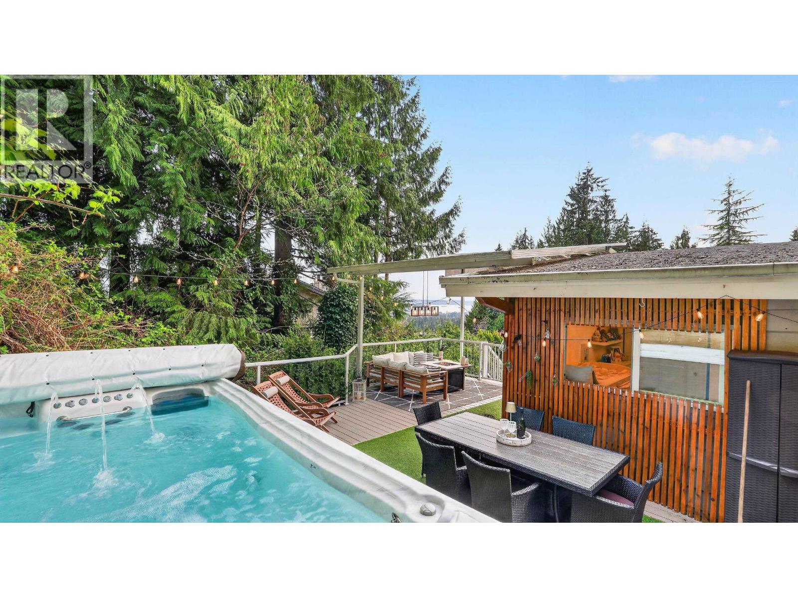 668 Alpine Court, North Vancouver, British Columbia  V7R 2L8 - Photo 28 - R3113607