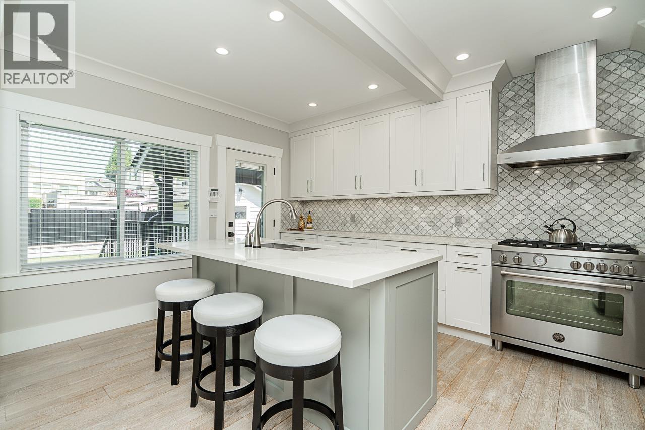 905 Edinburgh Street, New Westminster, British Columbia  V3M 2V2 - Photo 11 - R3113609