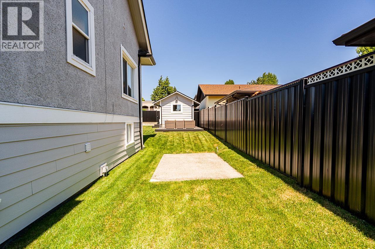 905 Edinburgh Street, New Westminster, British Columbia  V3M 2V2 - Photo 34 - R3113609