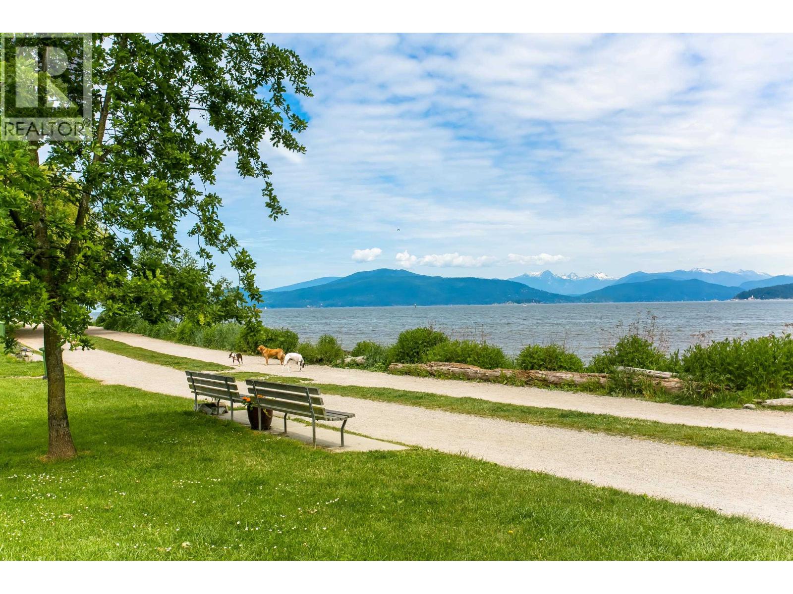 3086 W 2nd Avenue, Vancouver, British Columbia  V6K 1K4 - Photo 27 - R3113617