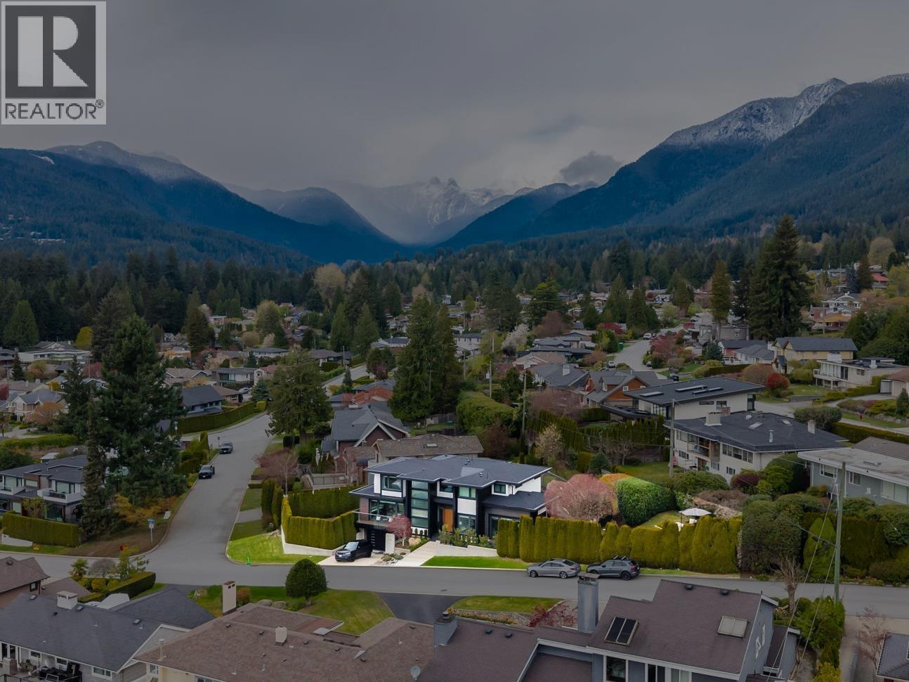 908 Beaconsfield Road, North Vancouver, British Columbia  V7R 1S8 - Photo 38 - R3113624