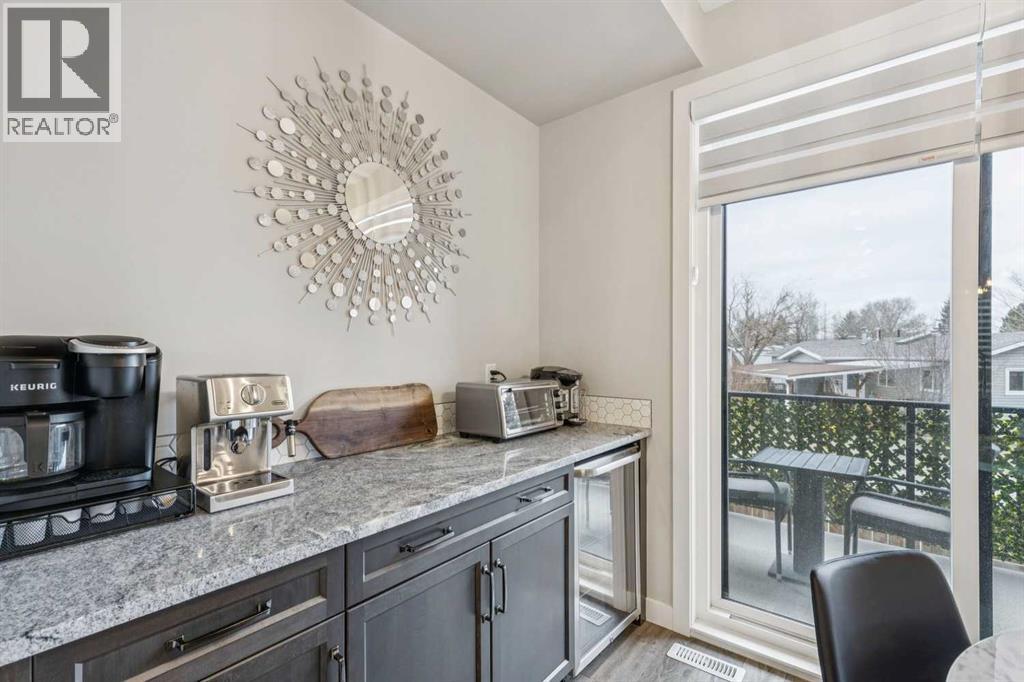 210, 81 Greenbriar Place NW, Calgary, Alberta  T3B 6J1 - Photo 9 - A2299988