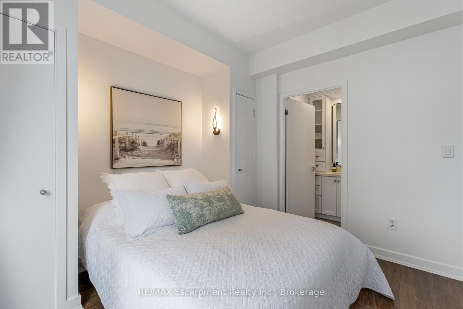 303 - 9 Spadina Avenue, Toronto, Ontario  M5V 3V5 - Photo 10 - C13007658