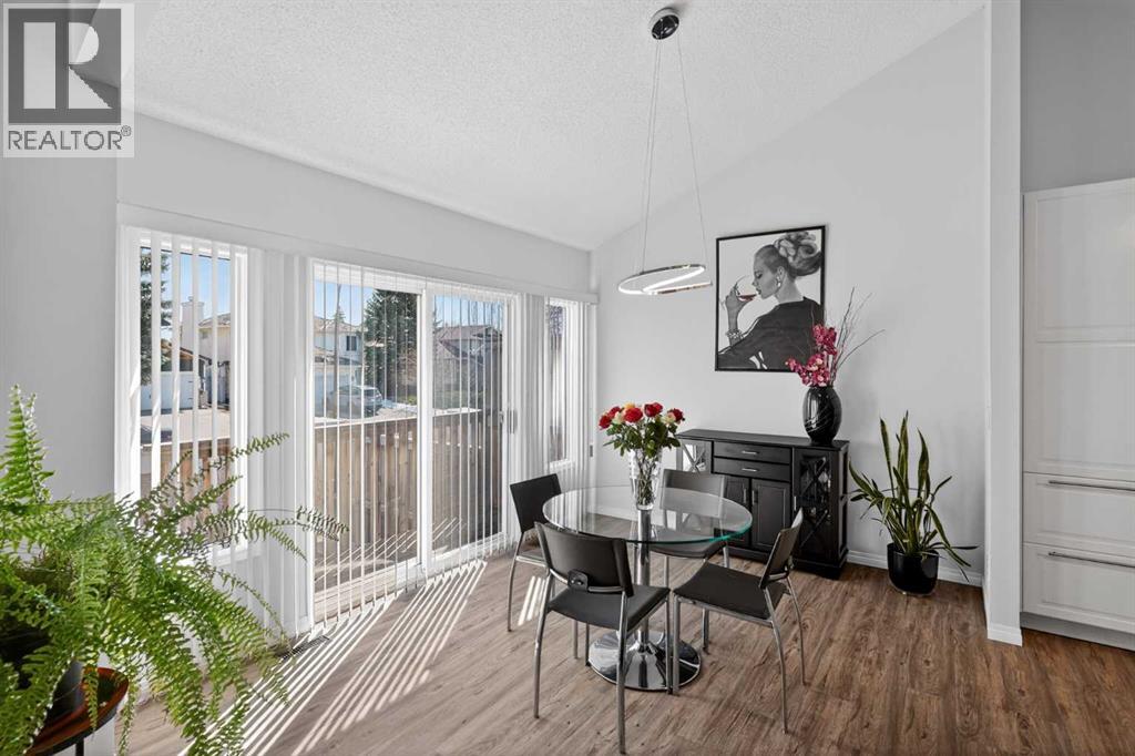 156 Sunlake Gardens Se, Calgary, Alberta  T2X 3G4 - Photo 9 - A2300206