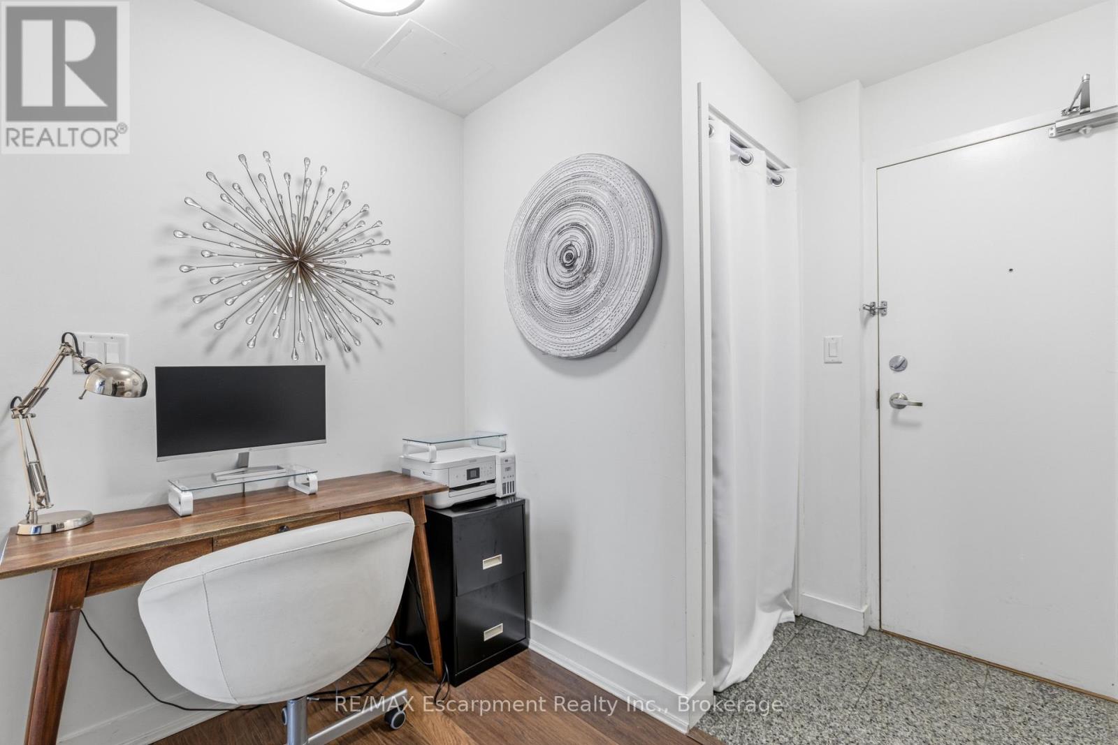 303 - 9 Spadina Avenue, Toronto, Ontario  M5V 3V5 - Photo 30 - C13007658