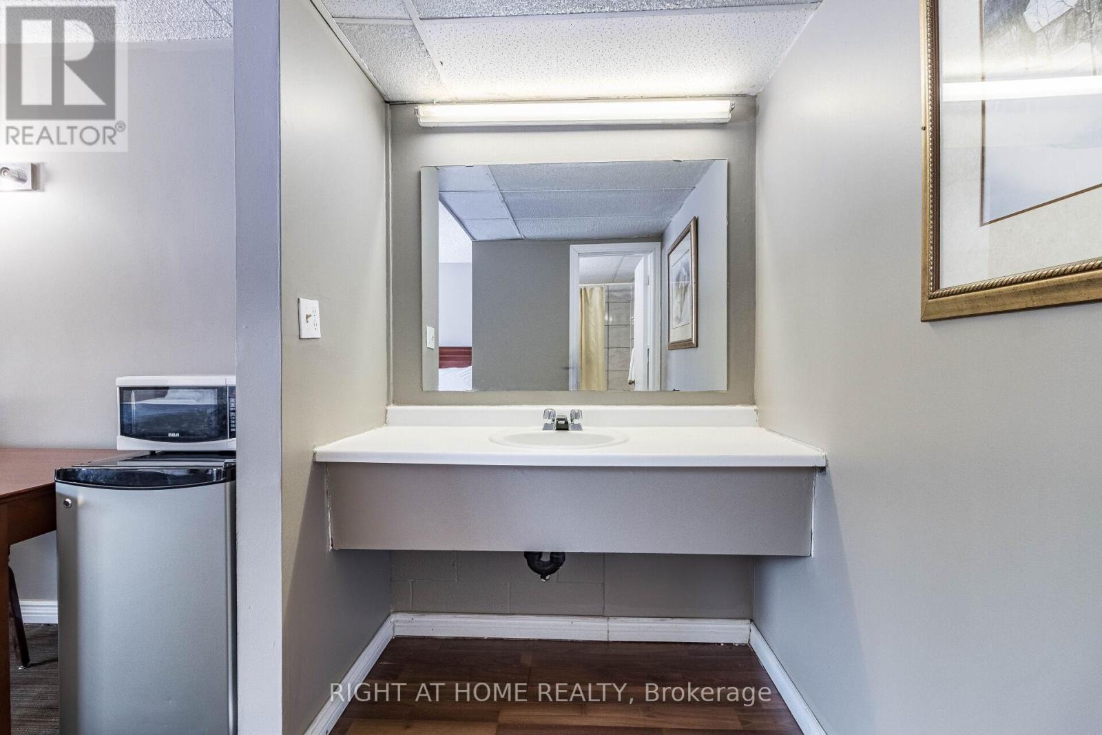 5958 Fallsview Boulevard, Niagara Falls, Ontario  L2G 3V5 - Photo 33 - X13003312