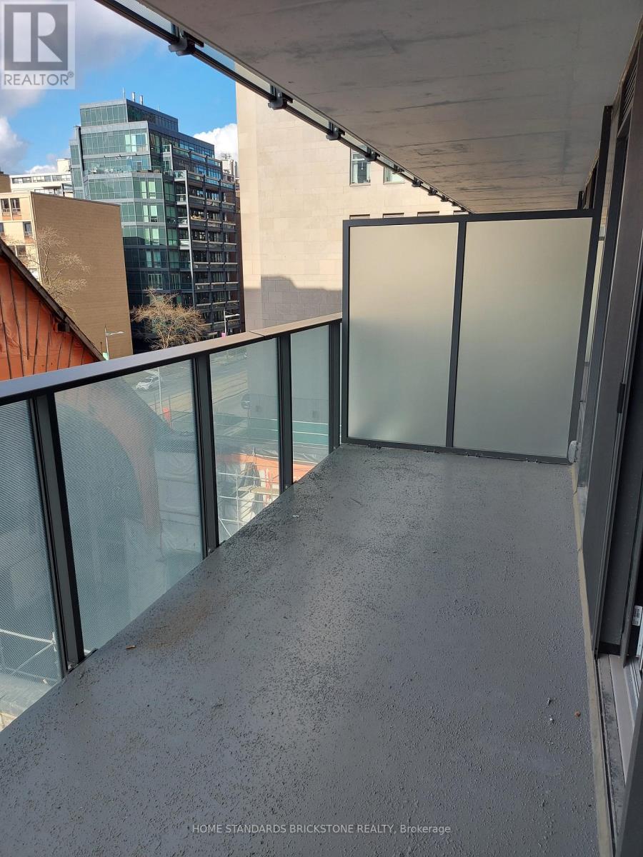 12/4215 - 1000 Portage Parkway, Vaughan, Ontario  L4K 0L1 - Photo 4 - N13022306