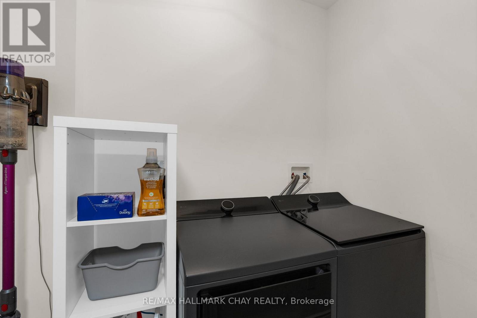 7 Middleton Drive, Wasaga Beach, Ontario  L9Z 0L1 - Photo 33 - S13022274