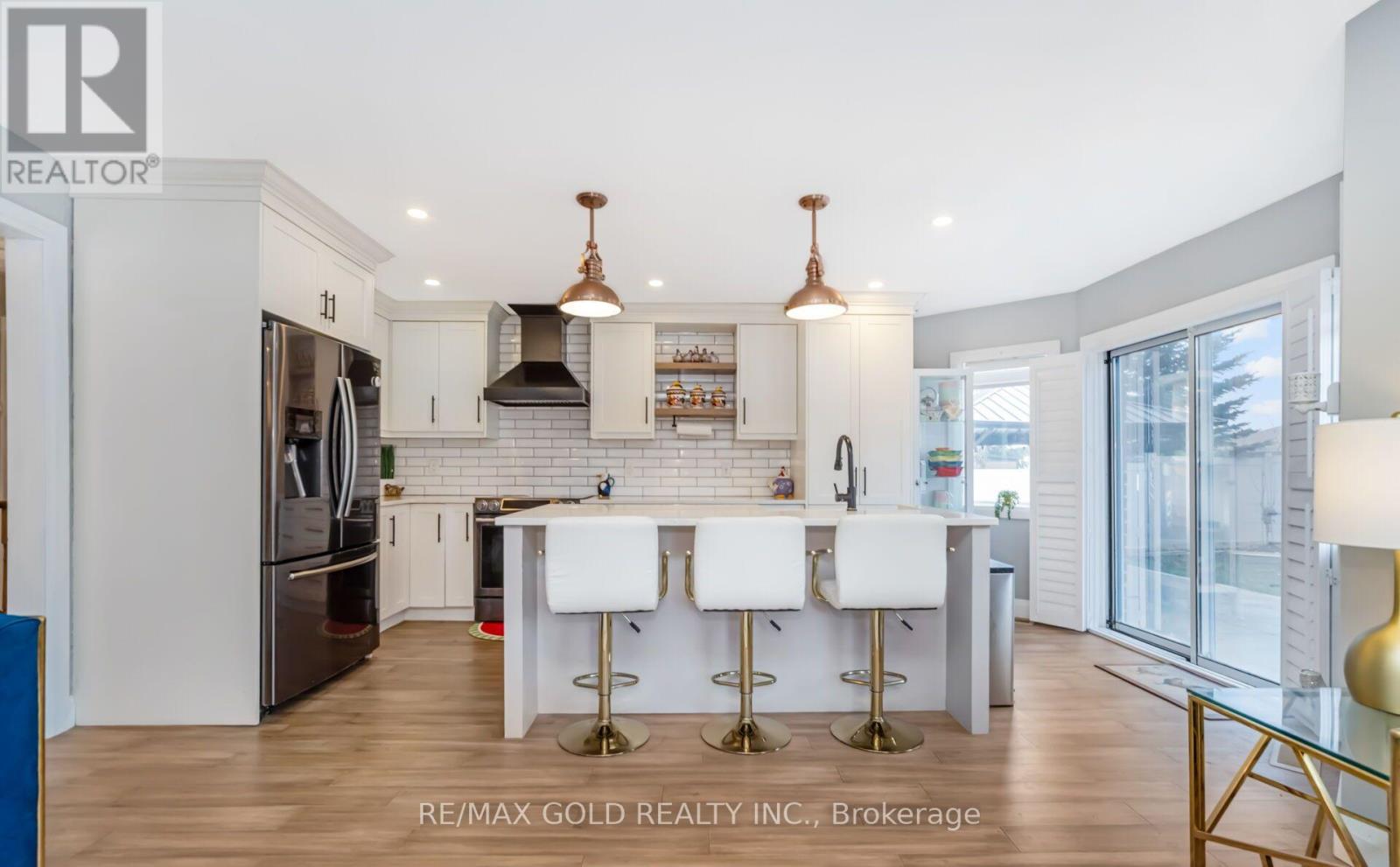 68 Benson Drive, Barrie, Ontario  L4N 7Y2 - Photo 12 - S13022340