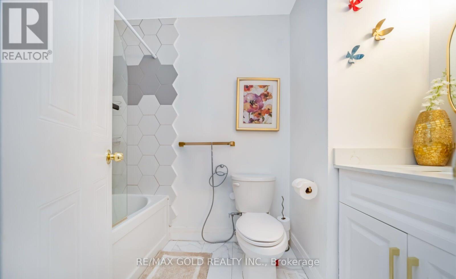 68 Benson Drive, Barrie, Ontario  L4N 7Y2 - Photo 18 - S13022340