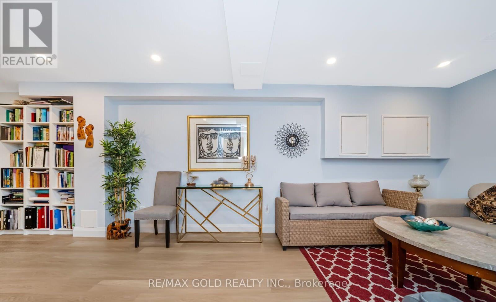 68 Benson Drive, Barrie, Ontario  L4N 7Y2 - Photo 35 - S13022340