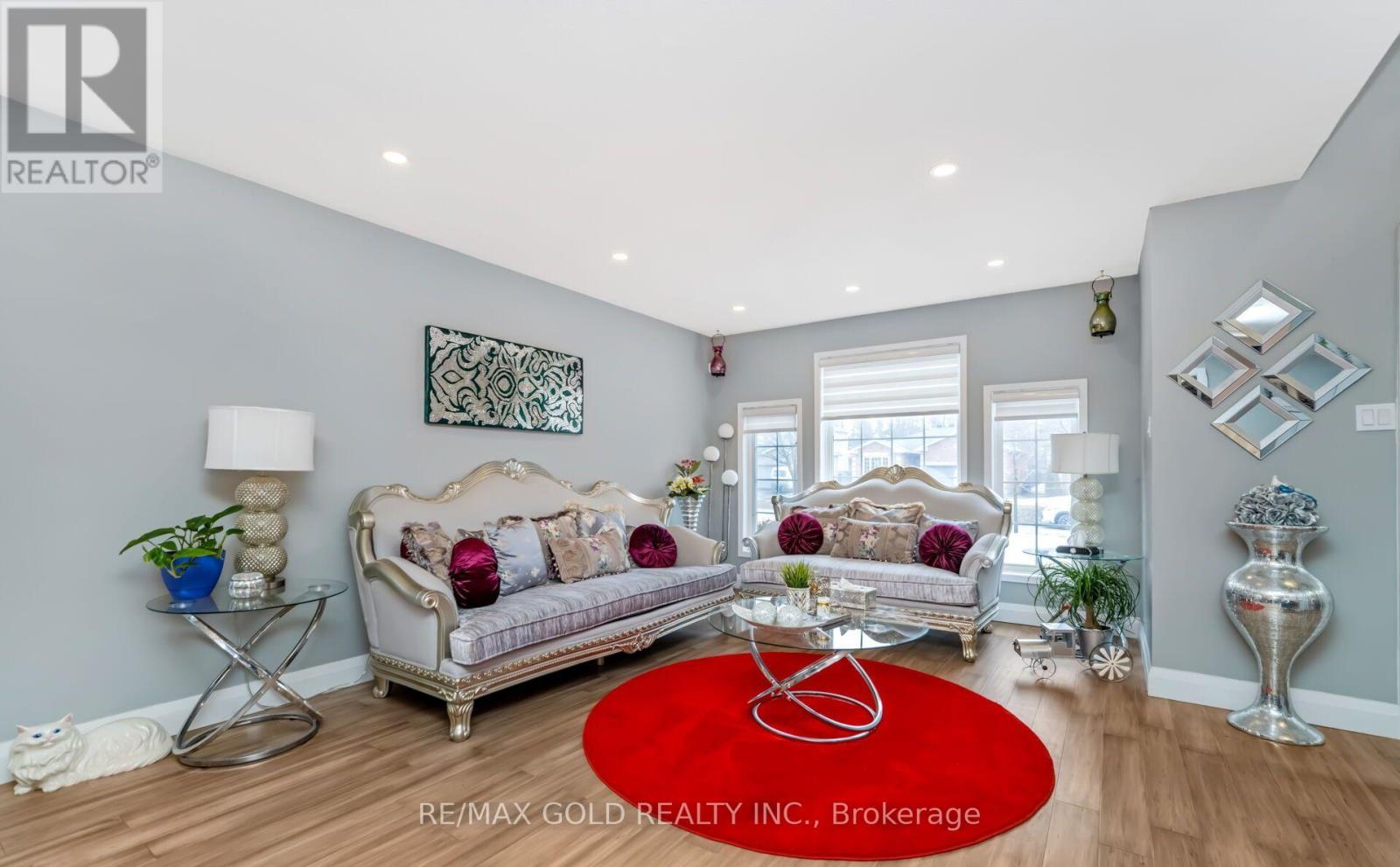 68 Benson Drive, Barrie, Ontario  L4N 7Y2 - Photo 7 - S13022340