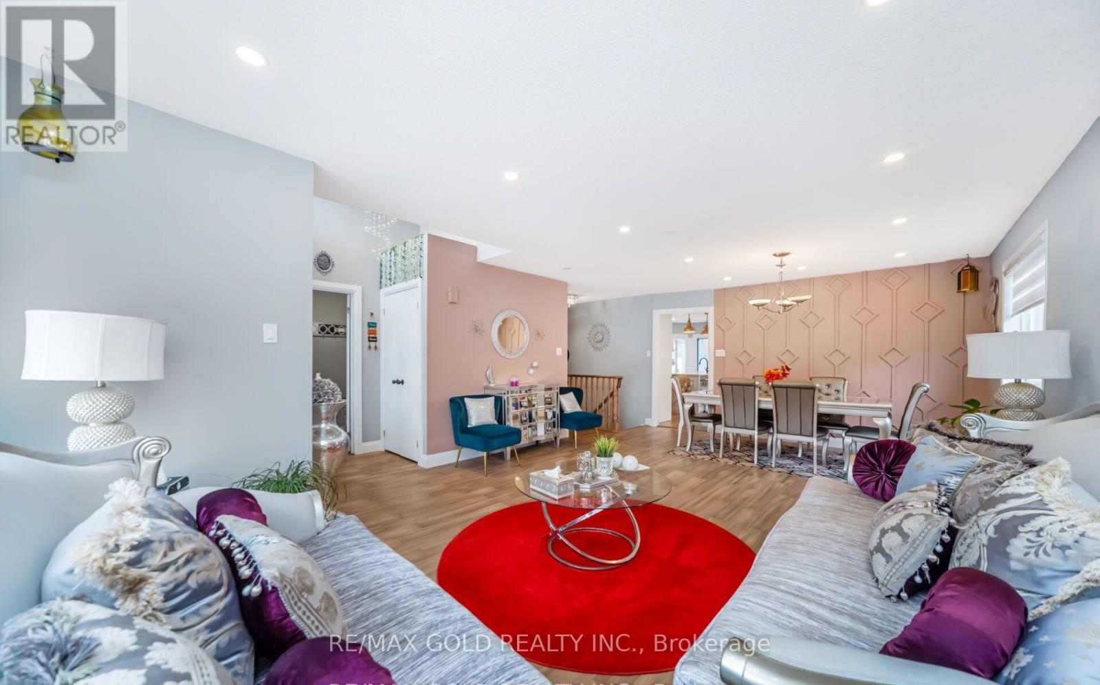 68 Benson Drive, Barrie, Ontario  L4N 7Y2 - Photo 9 - S13022340