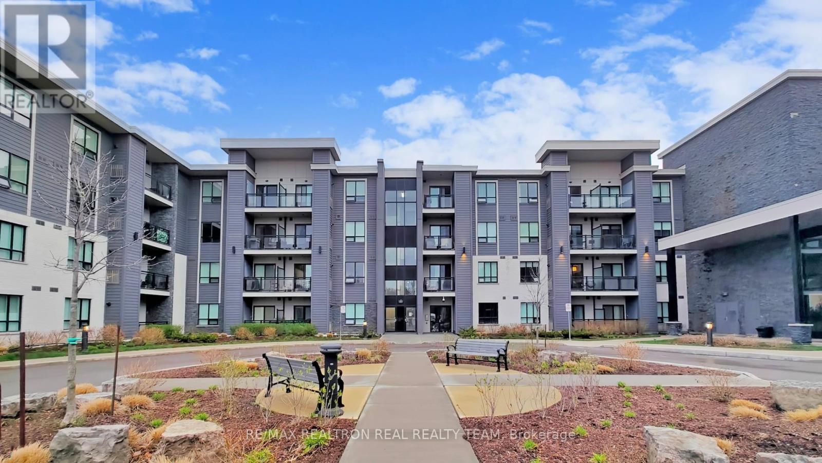 332 - 3170 Erin Mills Parkway, Mississauga (Erin Mills), Ontario  L5L 0B6 - Photo 2 - W13022272