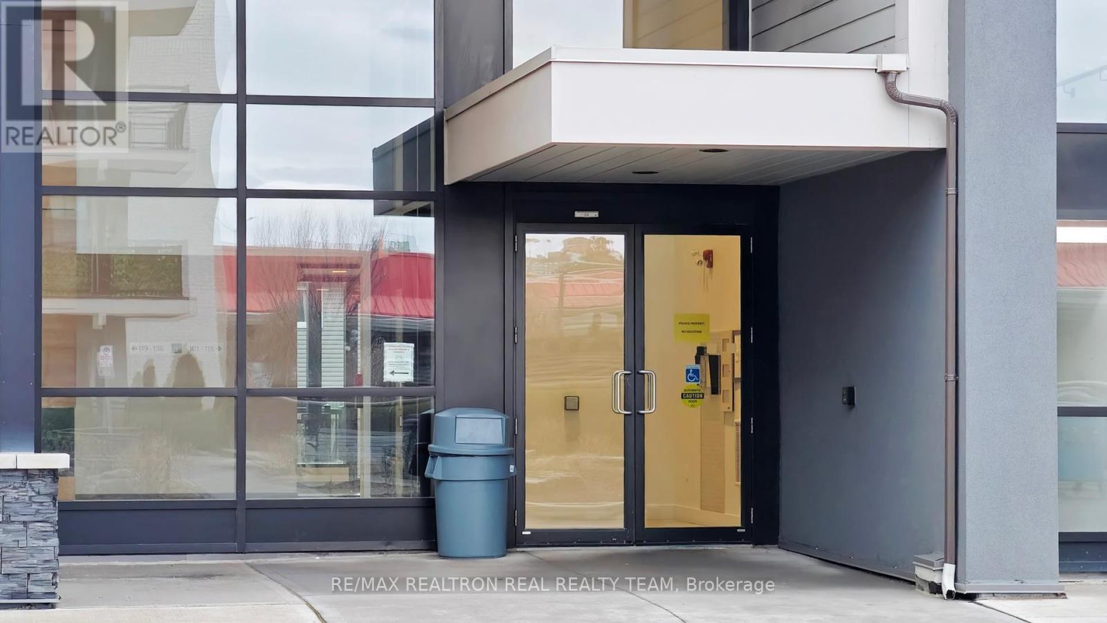 332 - 3170 Erin Mills Parkway, Mississauga (Erin Mills), Ontario  L5L 0B6 - Photo 4 - W13022272