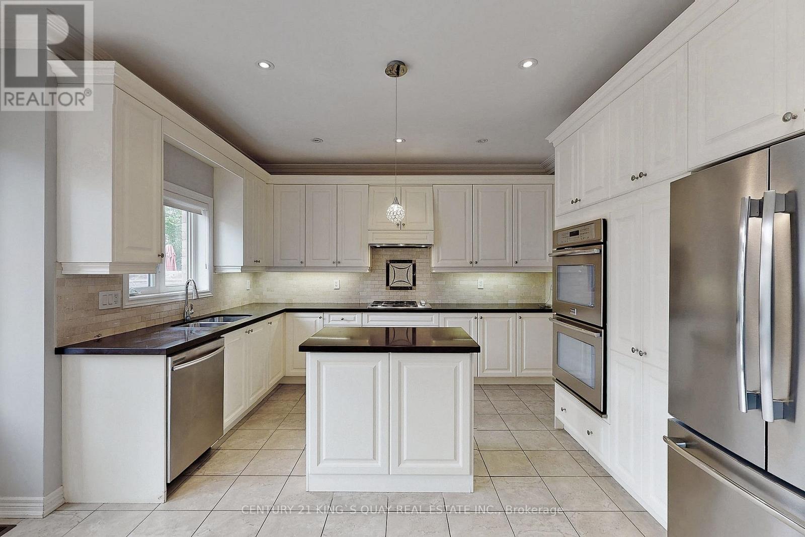 543 Bridgeview Road, Oakville, Ontario  L6M 0P3 - Photo 11 - W13022354