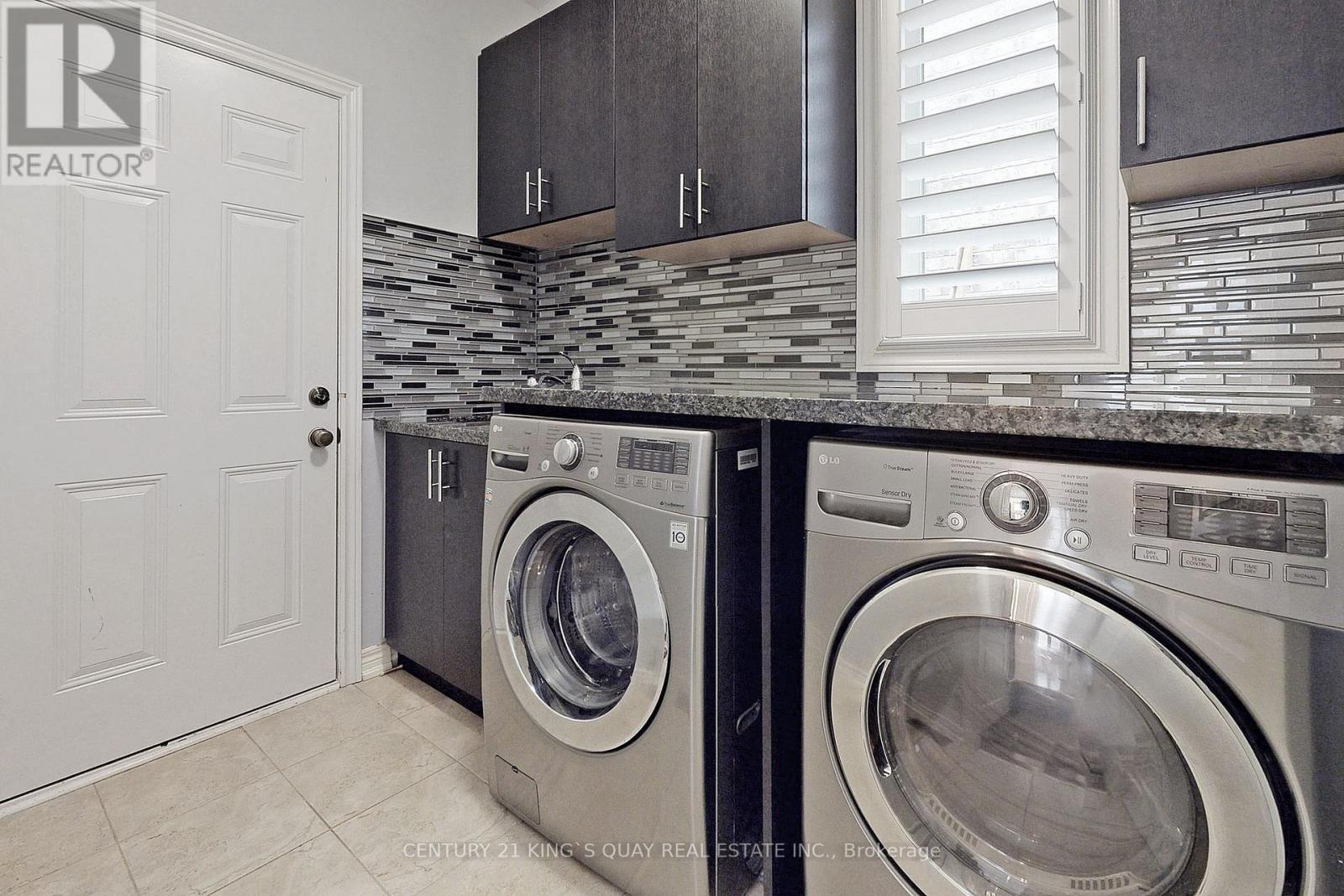 543 Bridgeview Road, Oakville, Ontario  L6M 0P3 - Photo 15 - W13022354