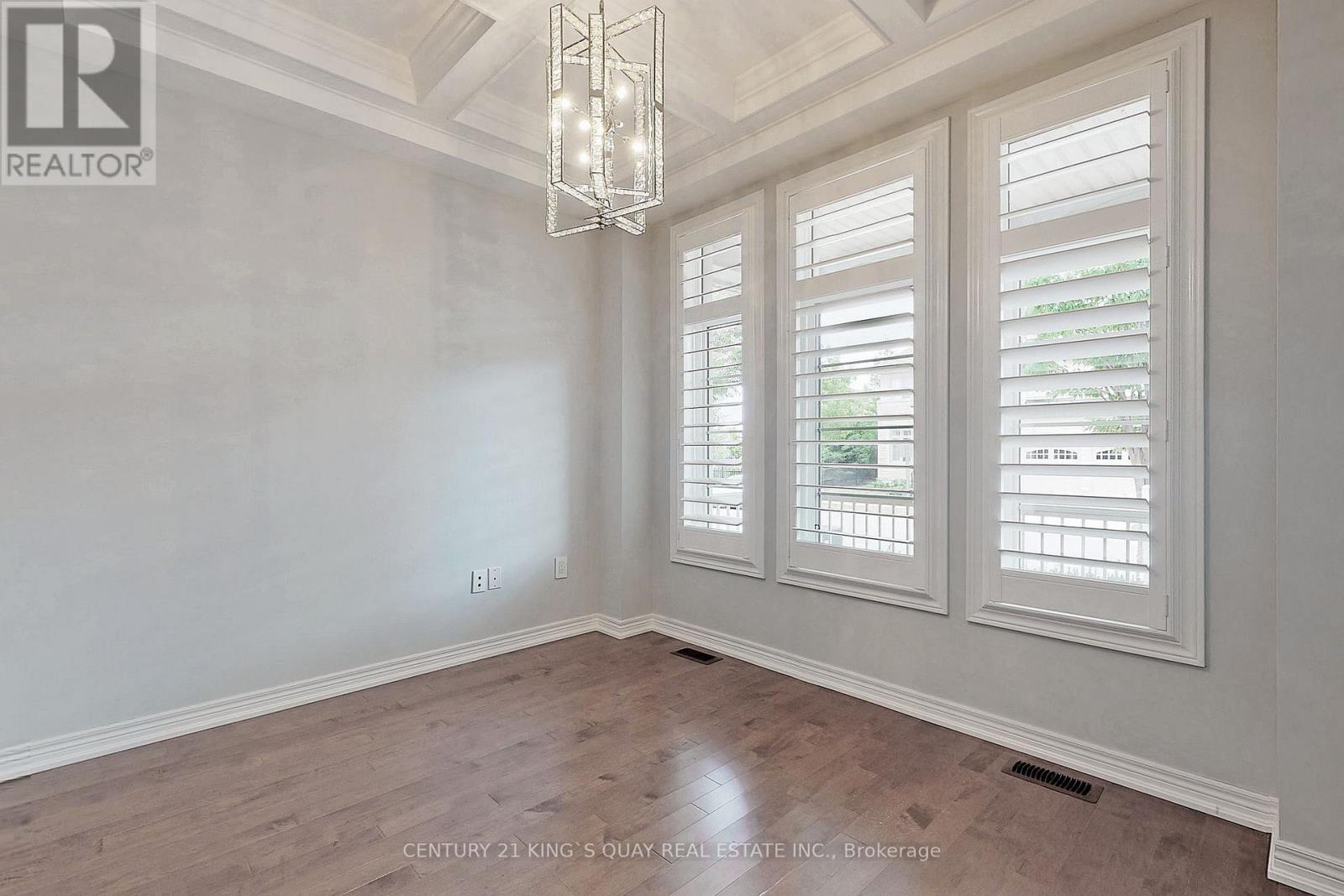 543 Bridgeview Road, Oakville, Ontario  L6M 0P3 - Photo 2 - W13022354