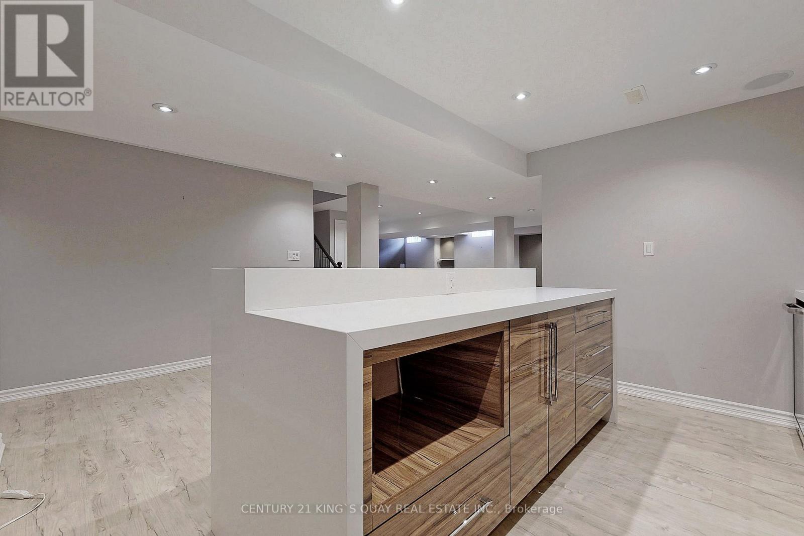 543 Bridgeview Road, Oakville, Ontario  L6M 0P3 - Photo 39 - W13022354