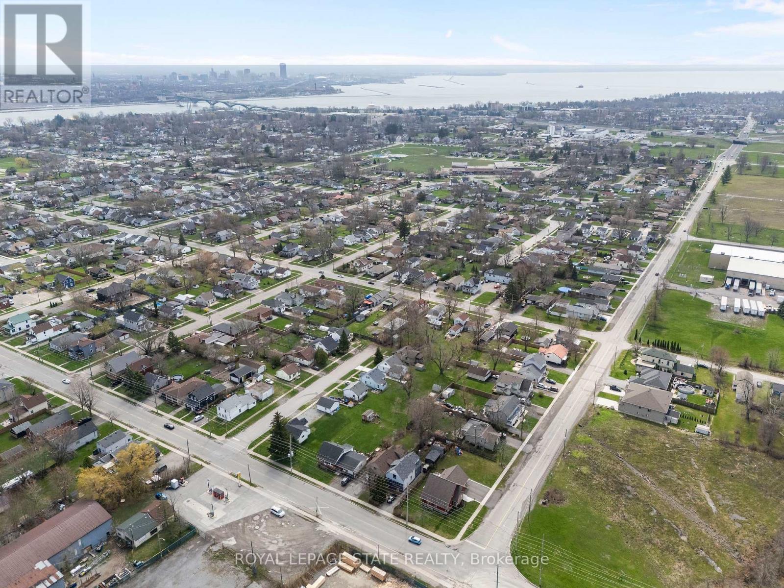 313 Gilmore Road, Fort Erie, Ontario  L2A 2M9 - Photo 38 - X13022276