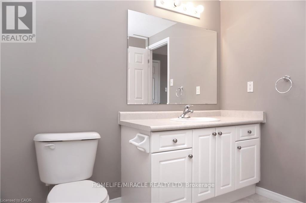 40 Madeleine Street, Kitchener, Ontario  N2R 1V4 - Photo 14 - X13022356