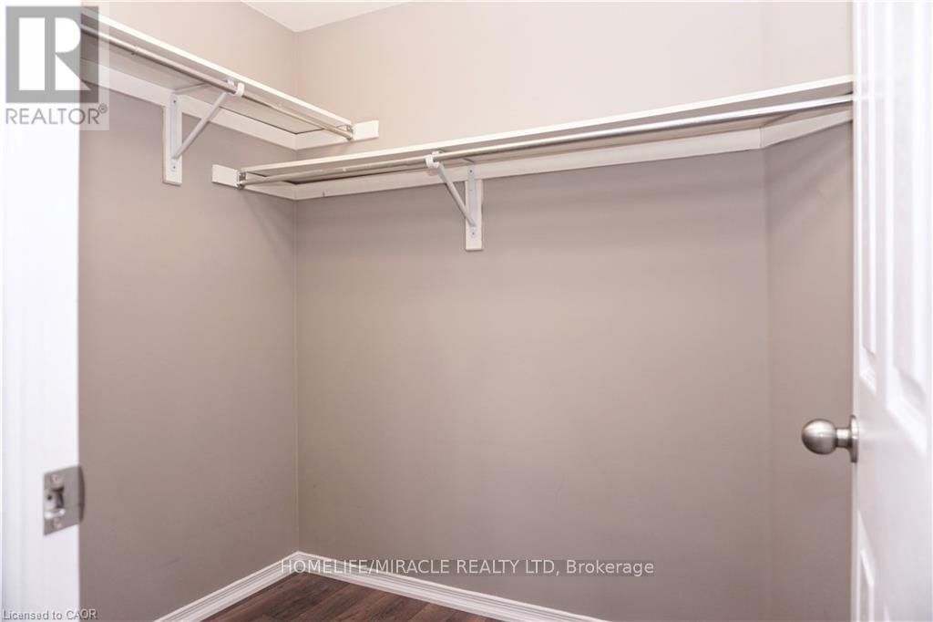 40 Madeleine Street, Kitchener, Ontario  N2R 1V4 - Photo 24 - X13022356