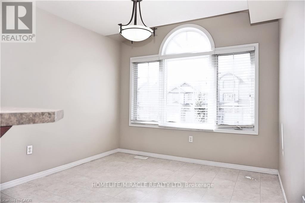 40 Madeleine Street, Kitchener, Ontario  N2R 1V4 - Photo 9 - X13022356