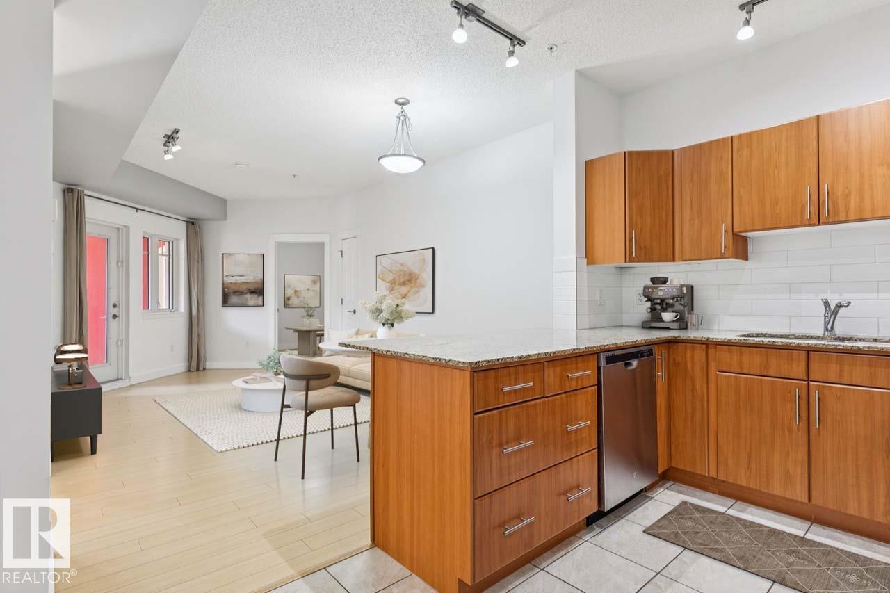 #213 10333 112 St NW, Edmonton, Alberta  T5K 0B4 - Photo 5 - E4477277