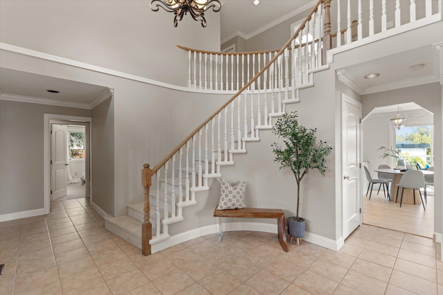 5740 189a Street, Surrey, British Columbia  V3S 7M4 - Photo 3 - R3113341