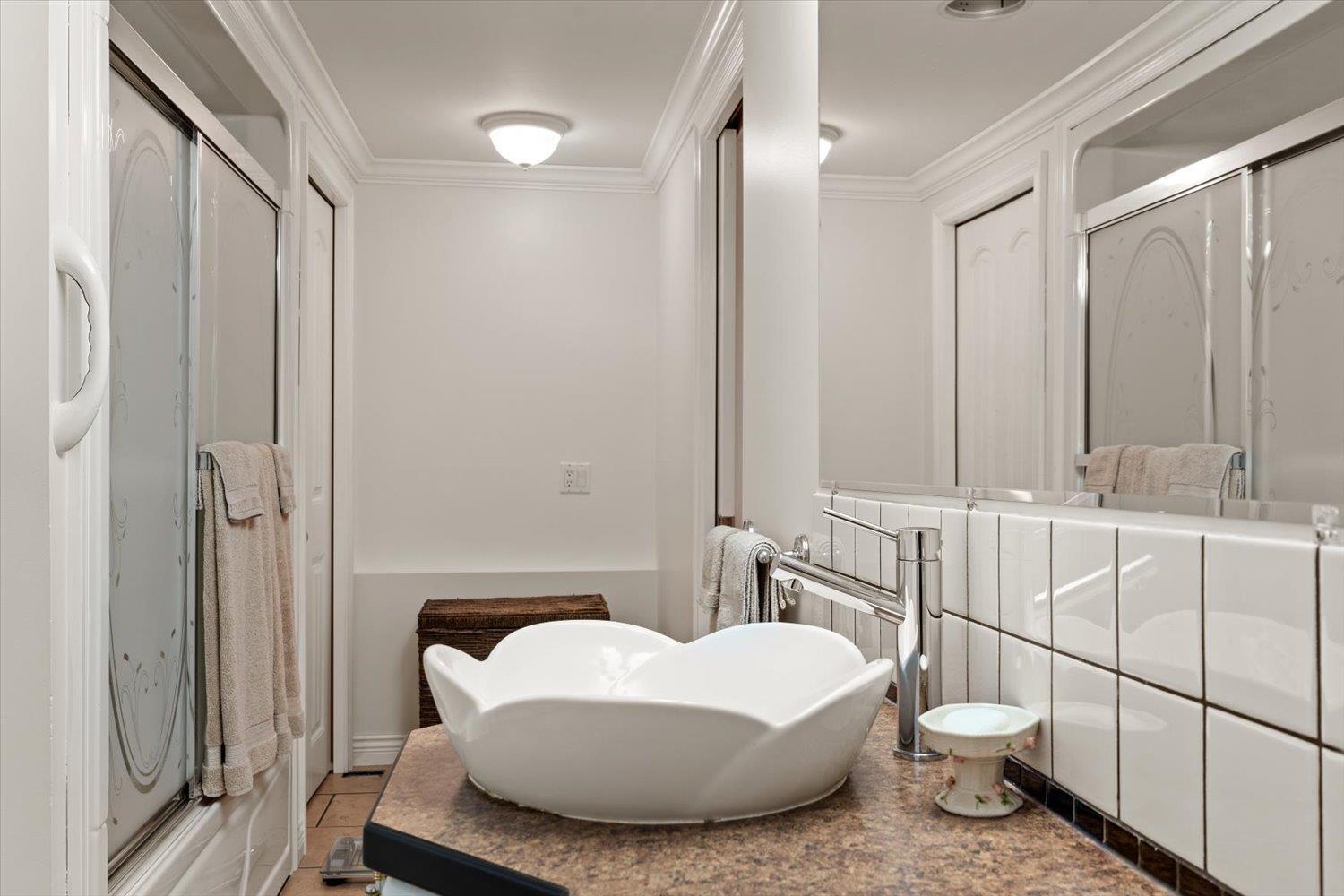 5740 189a Street, Surrey, British Columbia  V3S 7M4 - Photo 30 - R3113341