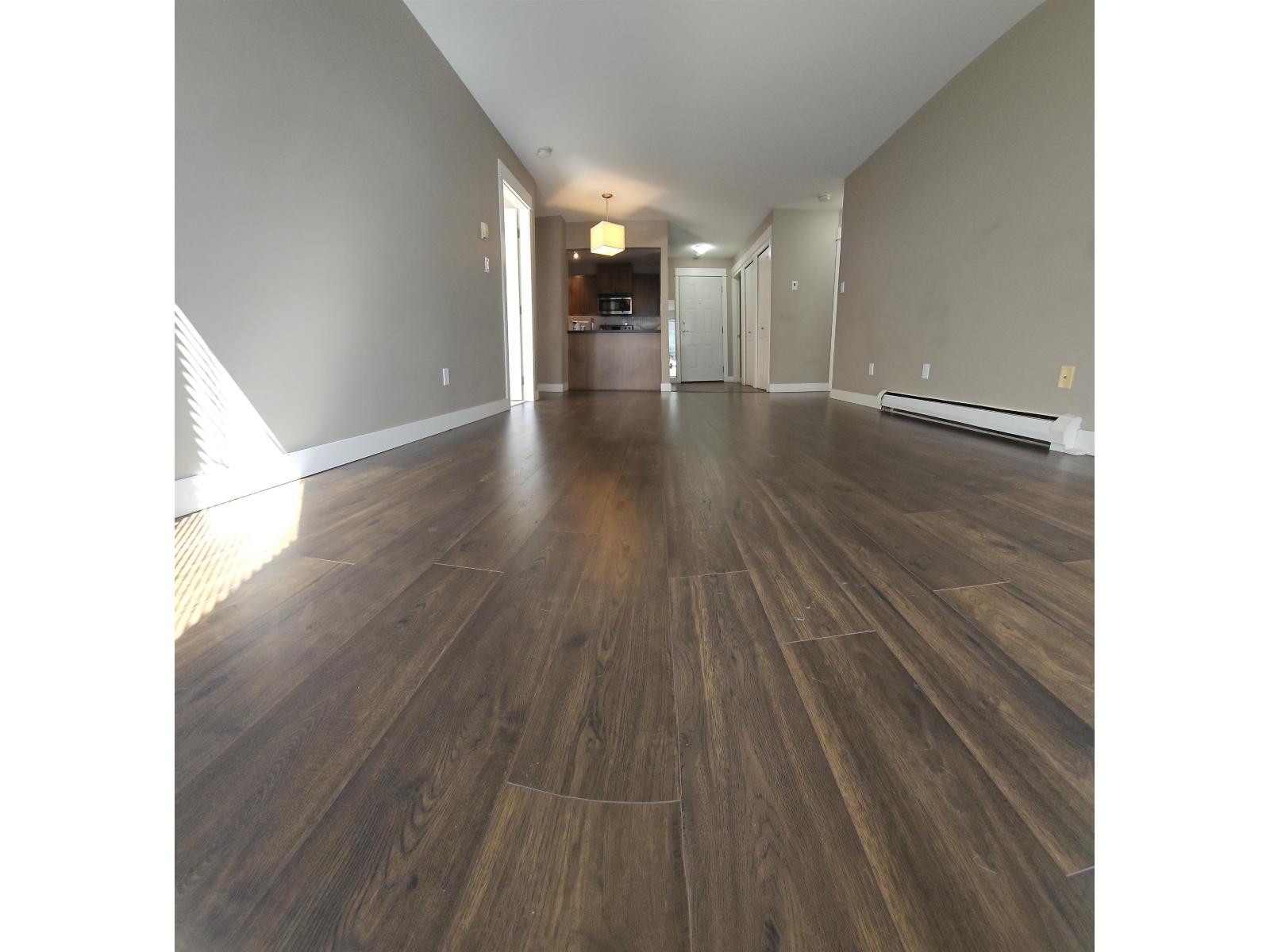 210 32725 George Ferguson Way, Abbotsford, British Columbia  V2T 5M5 - Photo 2 - R3113060