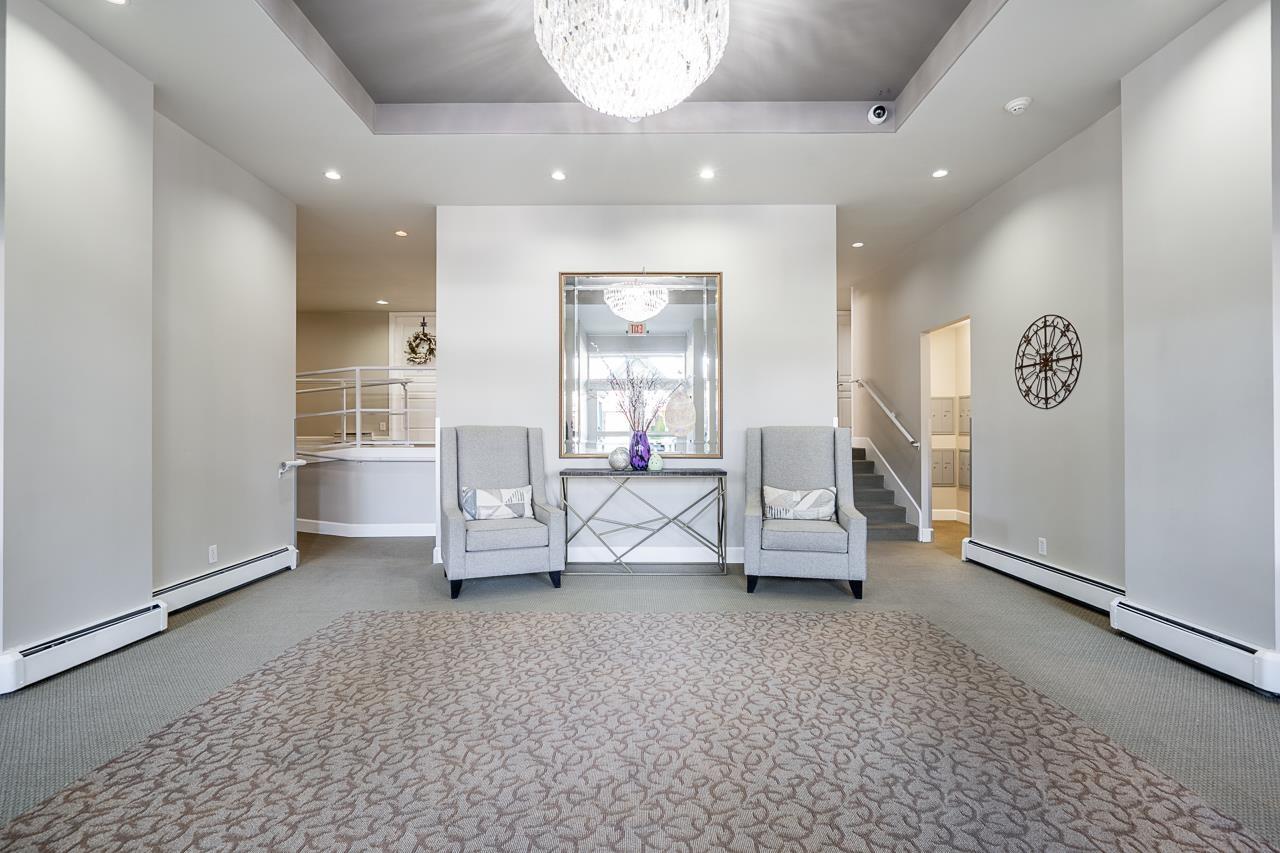 506 15466 North Bluff Road, White Rock, British Columbia  V4B 3G1 - Photo 4 - R3113316