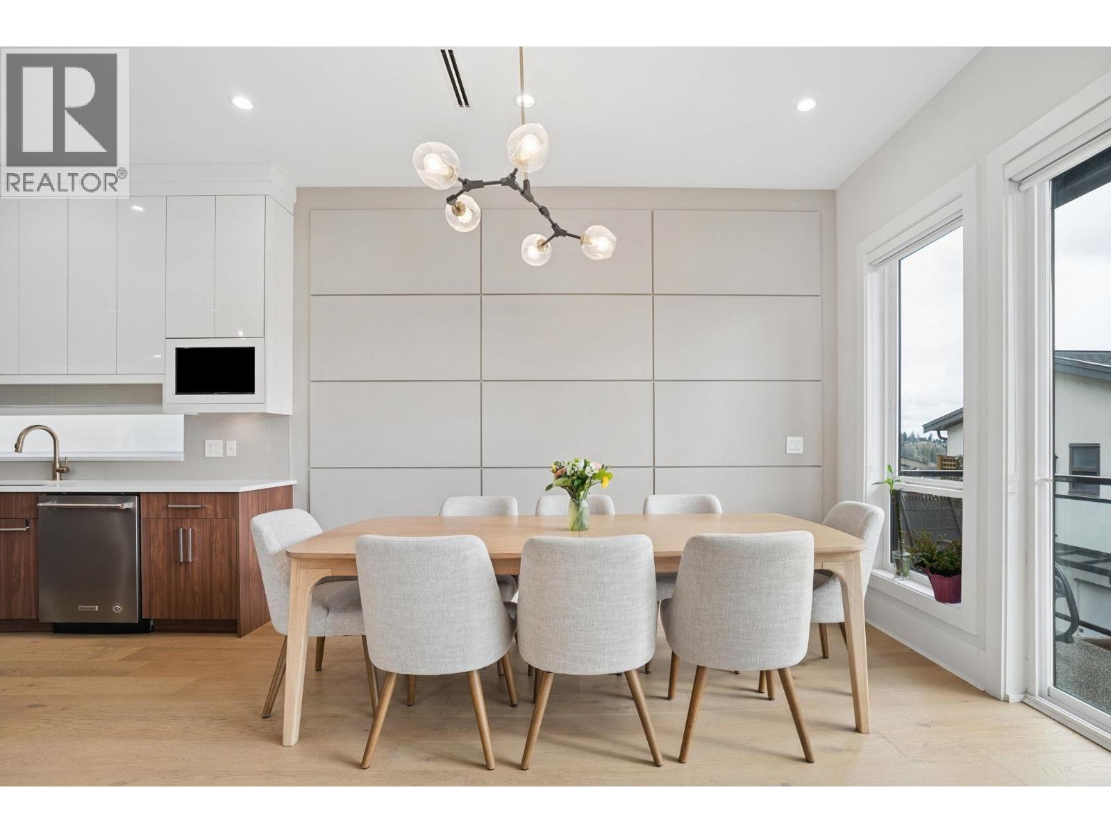 1202a Hammond Avenue, Coquitlam, British Columbia  V3K 2P1 - Photo 5 - R3099267