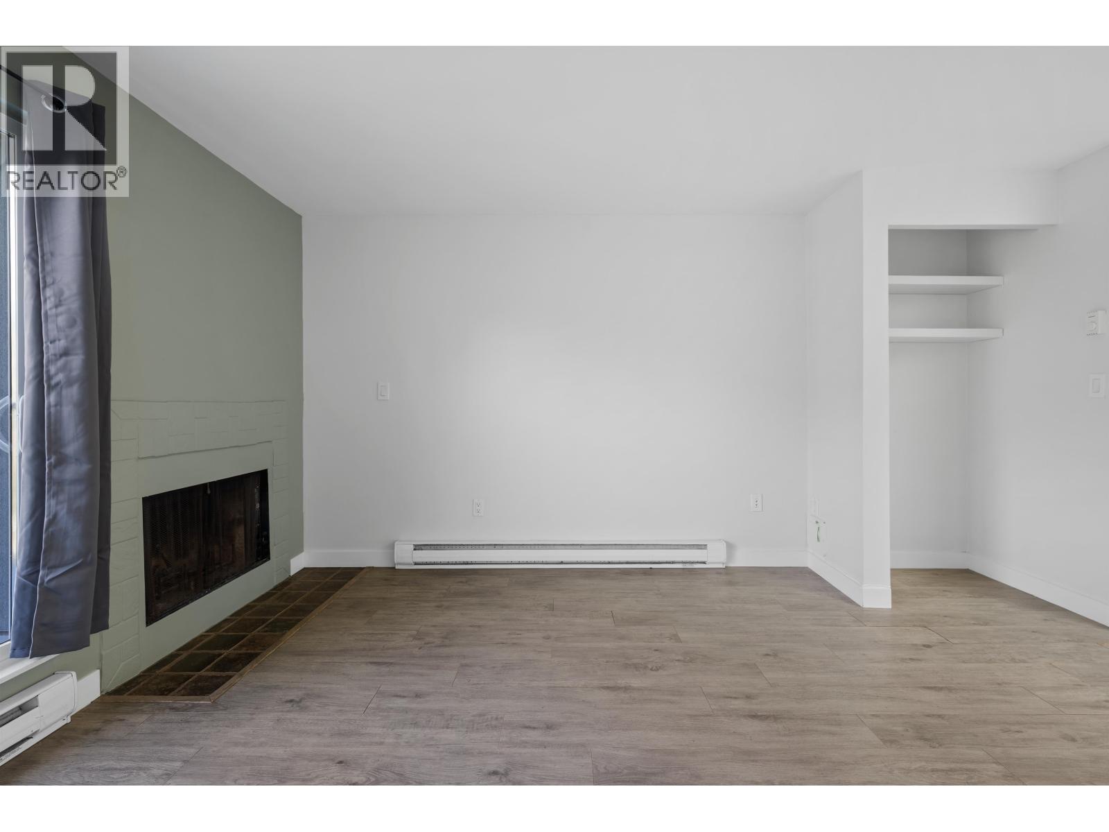 3 1355 W 4th Avenue, Vancouver, British Columbia  V6H 3Y8 - Photo 3 - R3113583