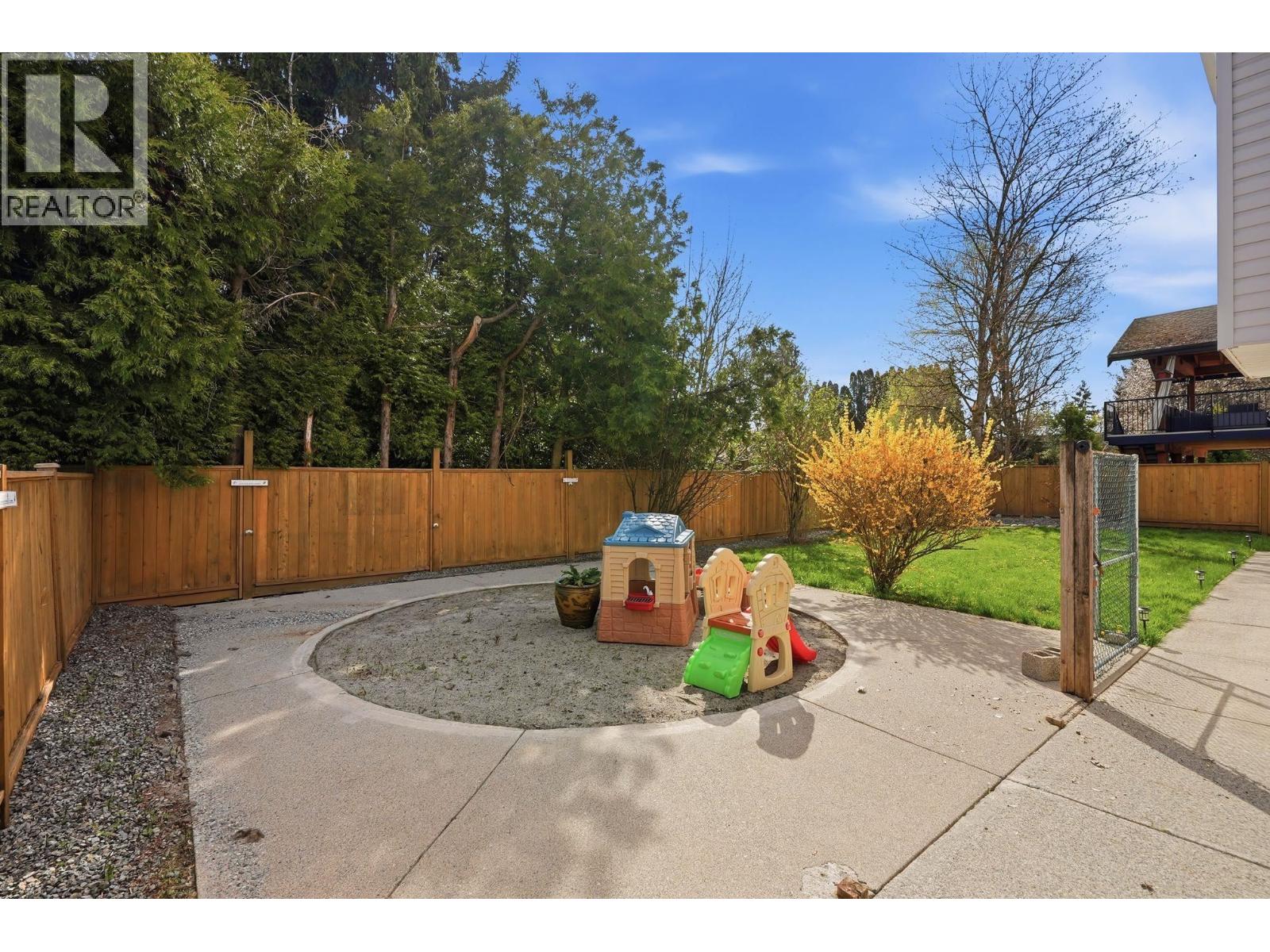 5 11954 Hawthorne Street, Maple Ridge, British Columbia  V2X 6V4 - Photo 31 - R3113596