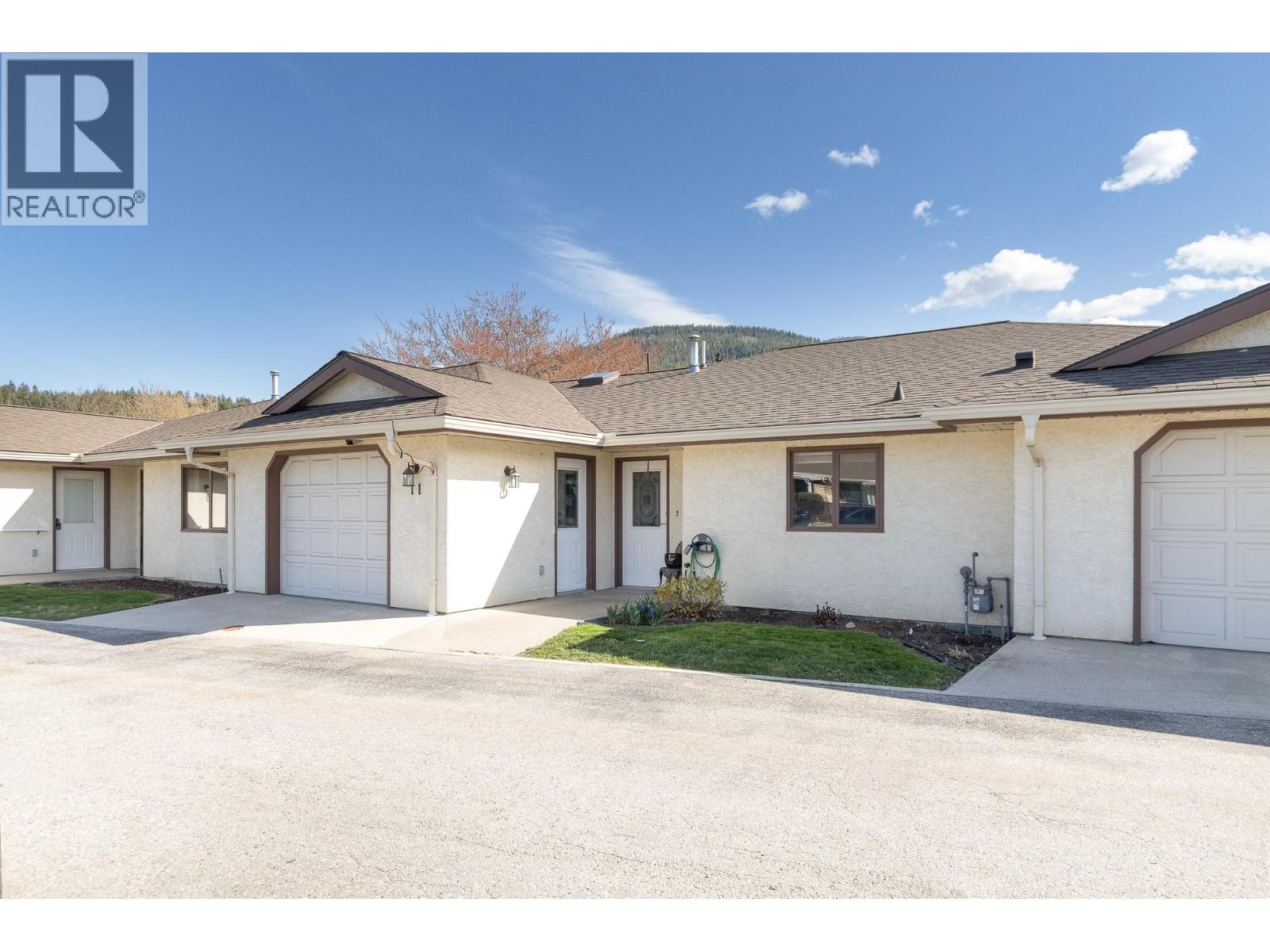 151 8 Avenue SW Unit# 11, Salmon Arm, British Columbia  V1E 1B9 - Photo 24 - 10383245