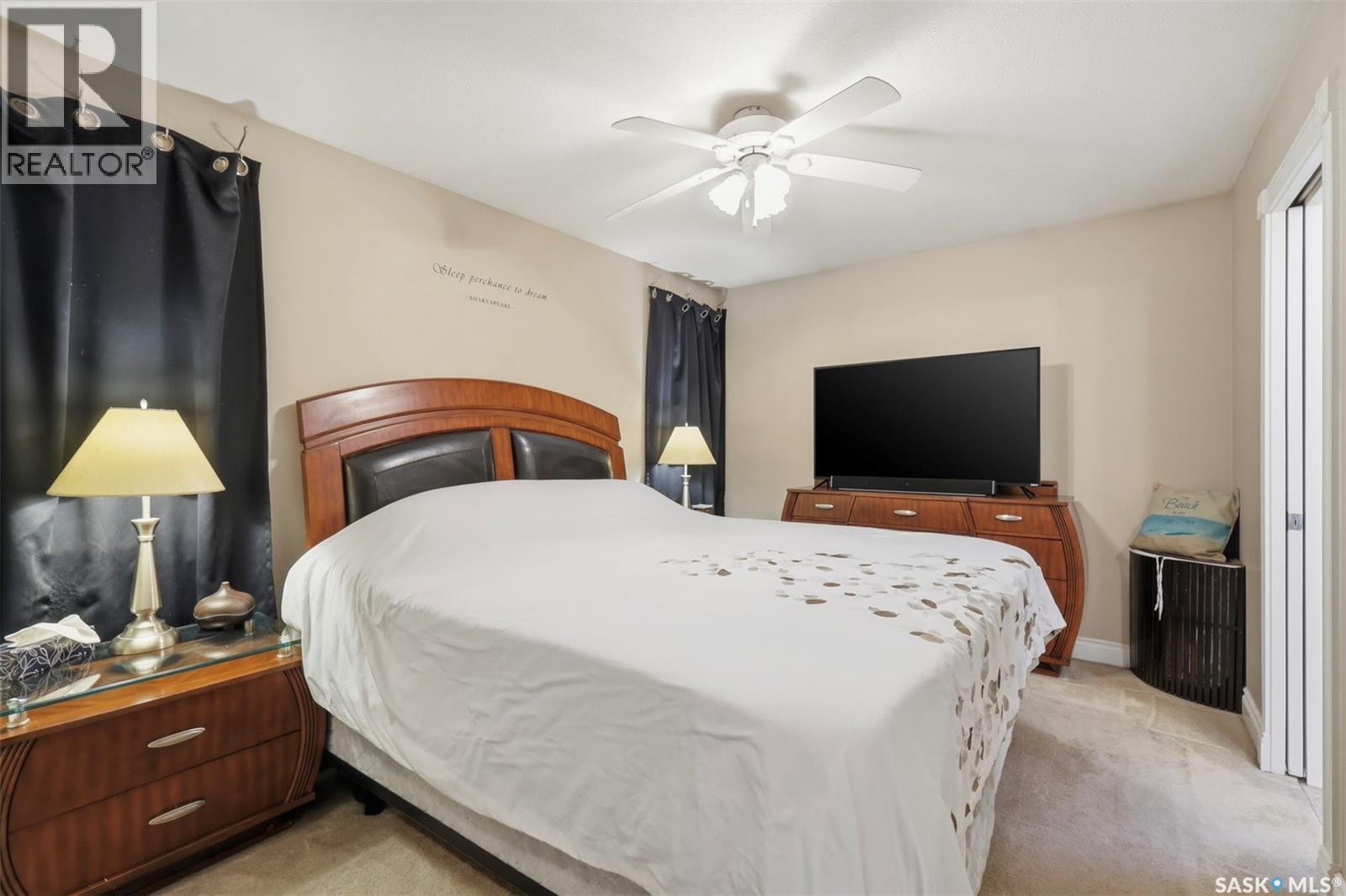 402 Overholt Crescent, Saskatoon, Saskatchewan  S7N 4S9 - Photo 13 - SK033441