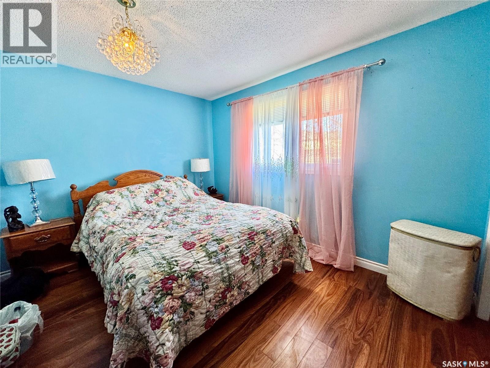 586 Laurier Drive, Prince Albert, Saskatchewan  S6V 5M3 - Photo 6 - SK033421