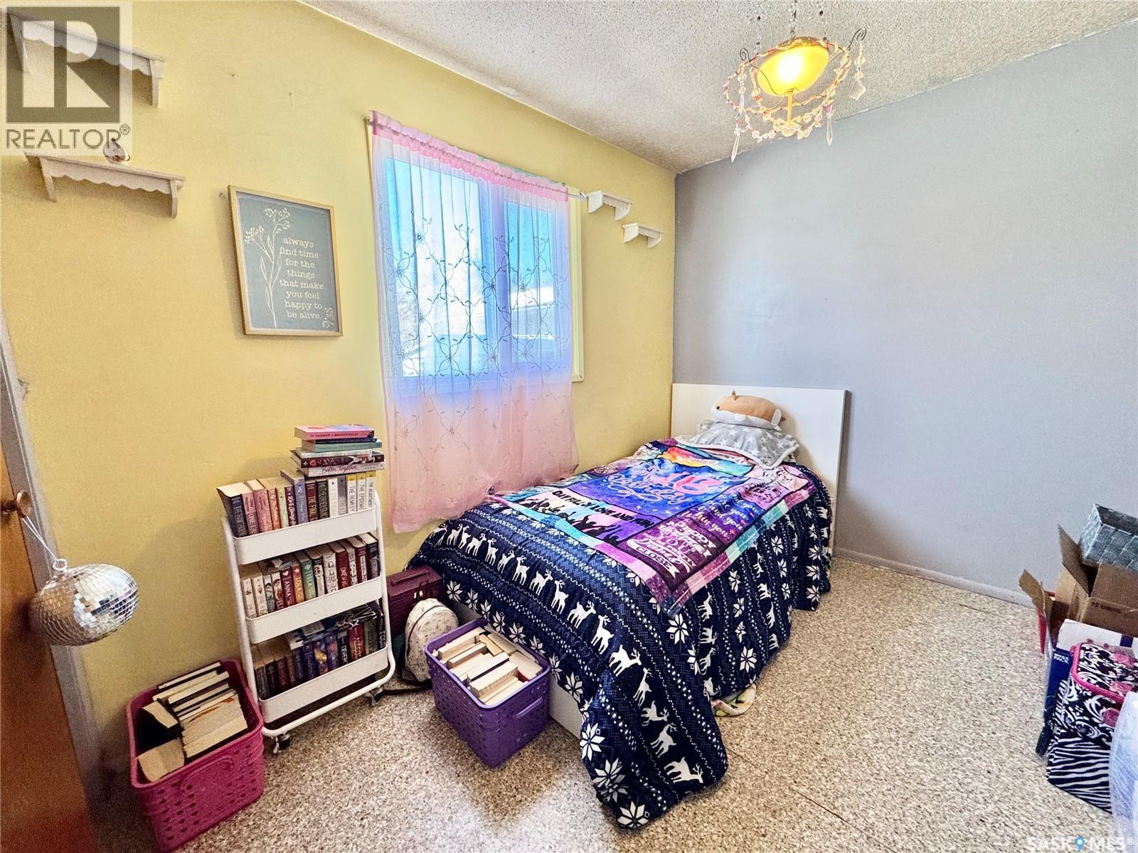 586 Laurier Drive, Prince Albert, Saskatchewan  S6V 5M3 - Photo 7 - SK033421