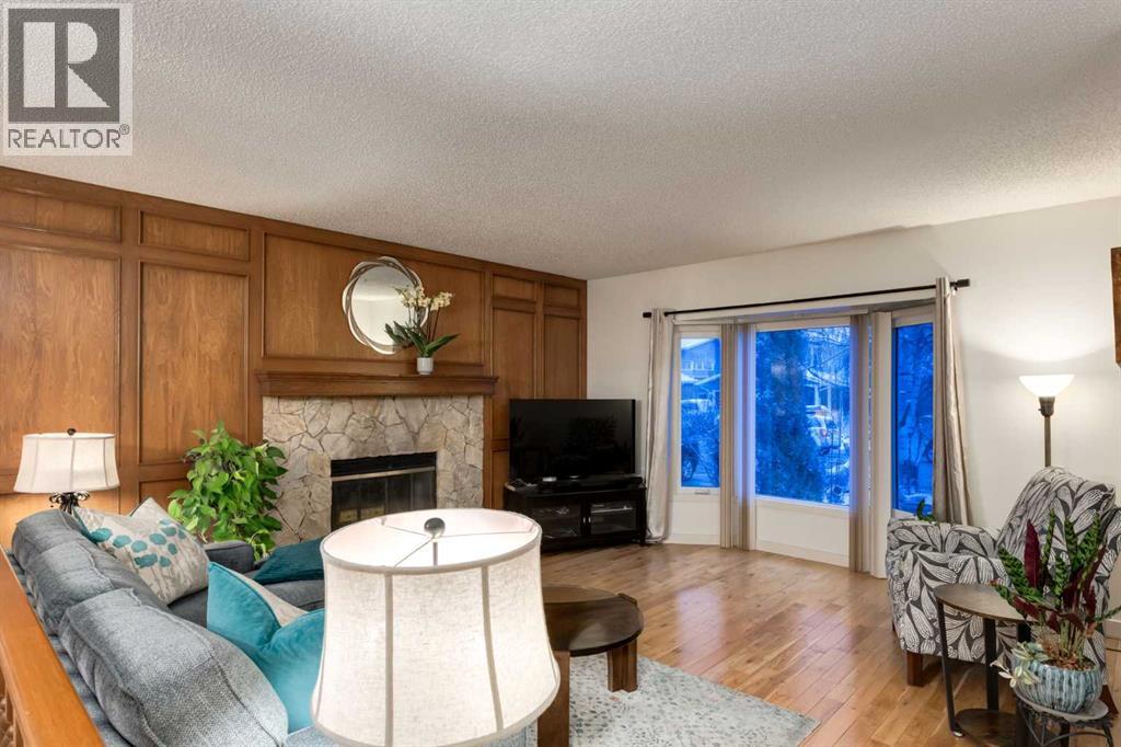 8 Deerwood Road Se, Calgary, Alberta  T2J 6E1 - Photo 3 - A2301747