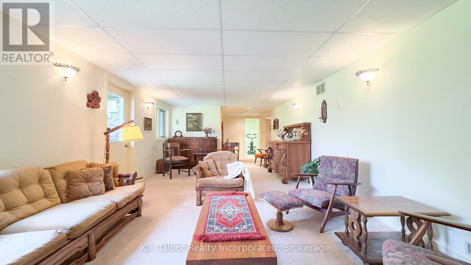 386 Templeton Street, North Huron, Ontario  N0M 1H0 - Photo 39 - X13019014