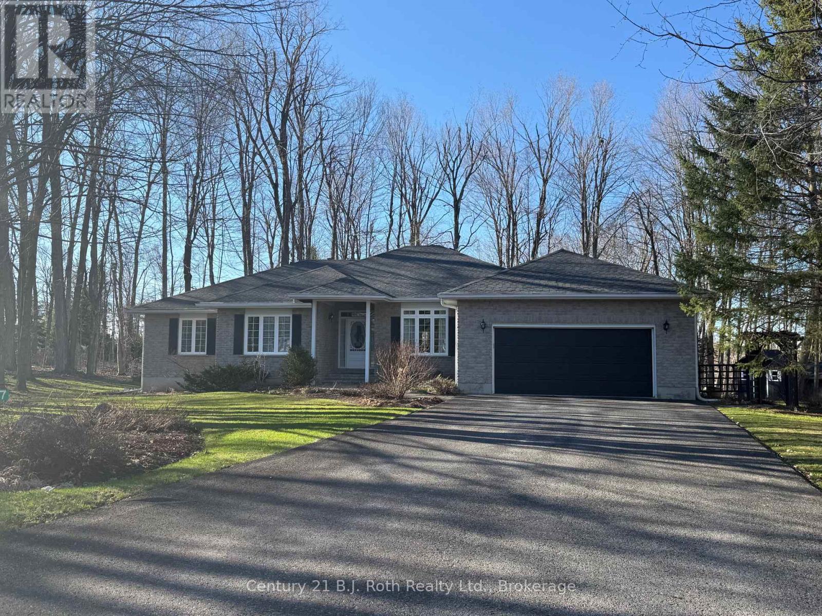 3837 Jenn Lynn Court, Severn, Ontario  L3V 0V6 - Photo 3 - S12800120