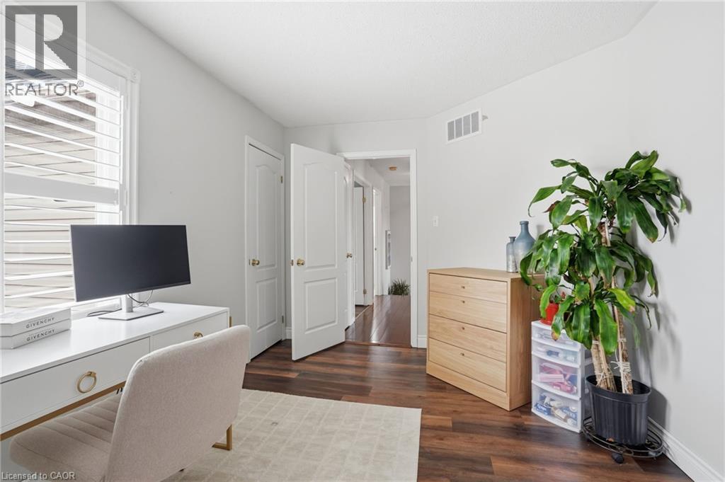 68 Rockhaven Lane, Waterdown, Ontario  L8B 0J9 - Photo 20 - 40816474