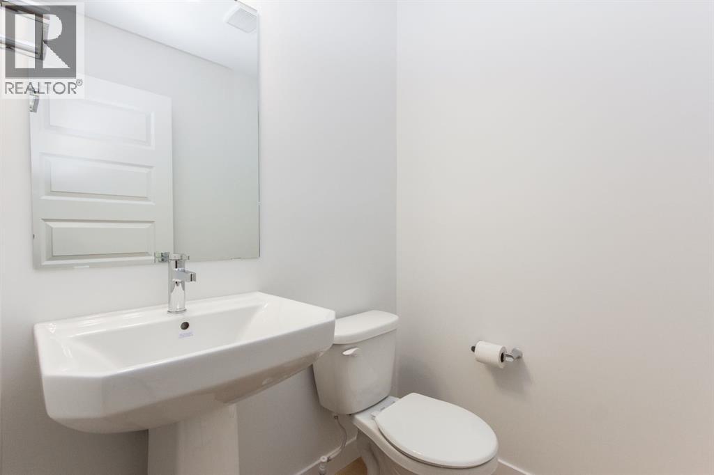 12 Trinity Street, Lacombe, Alberta  T4L 0L1 - Photo 17 - A2287769