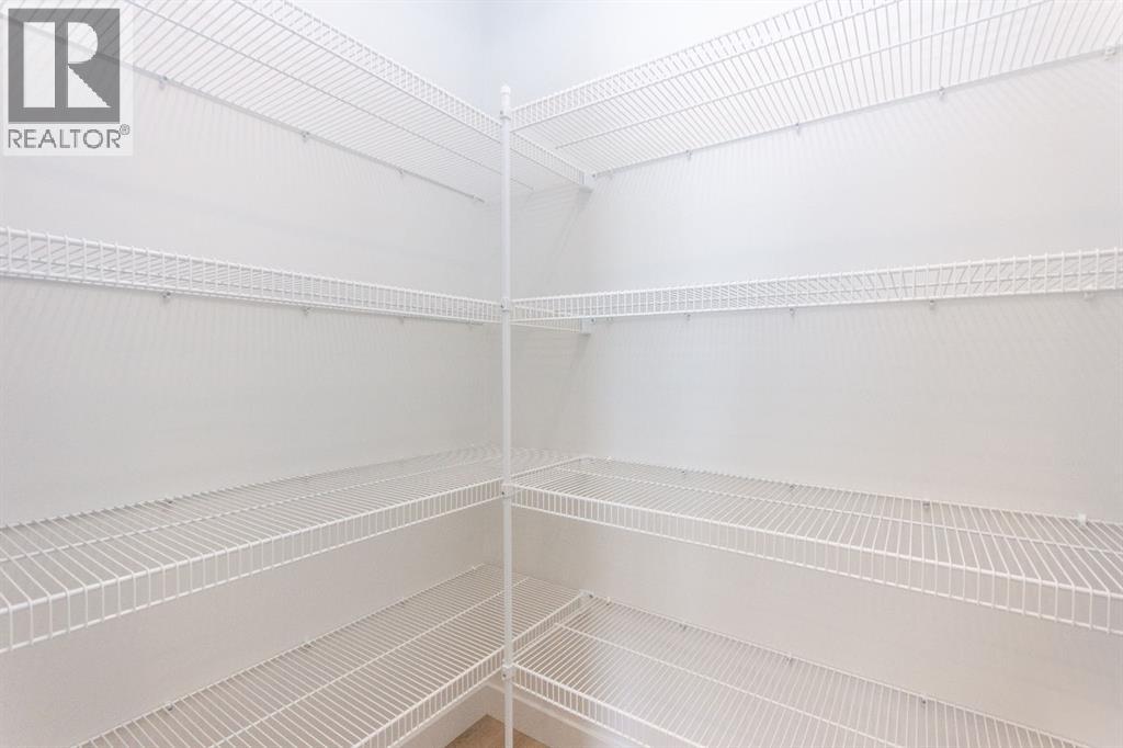 12 Trinity Street, Lacombe, Alberta  T4L 0L1 - Photo 7 - A2287769