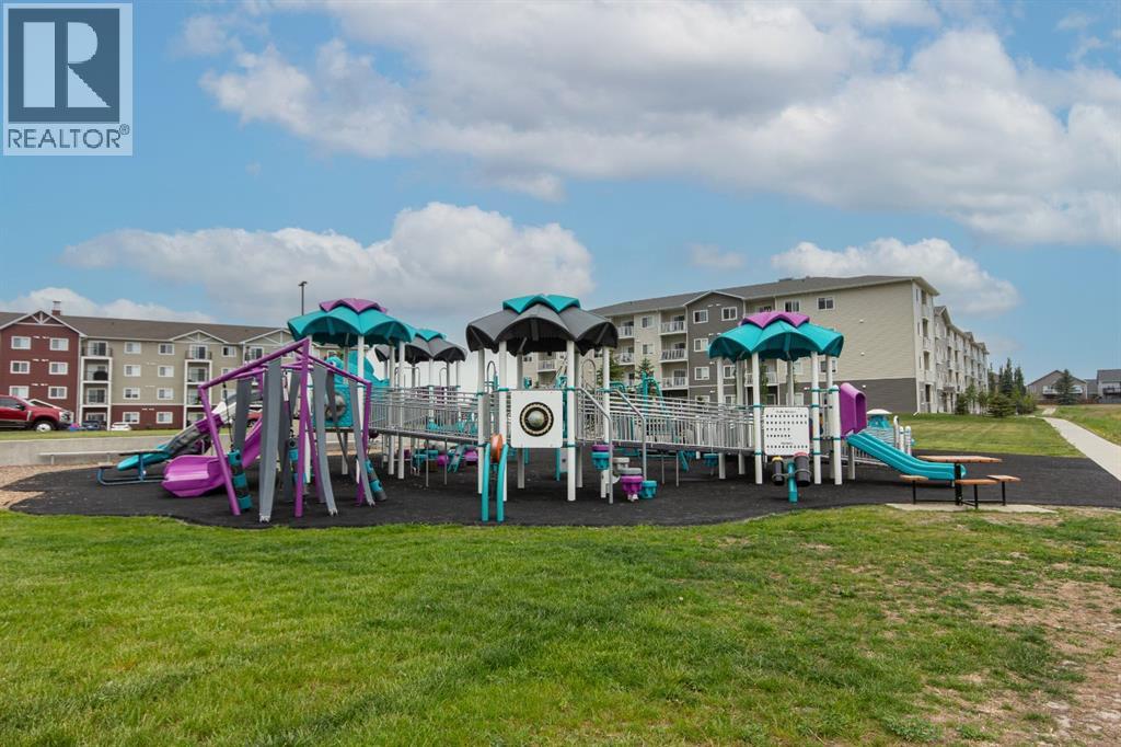 12 Trinity Street, Lacombe, Alberta  T4L 0L1 - Photo 36 - A2287769