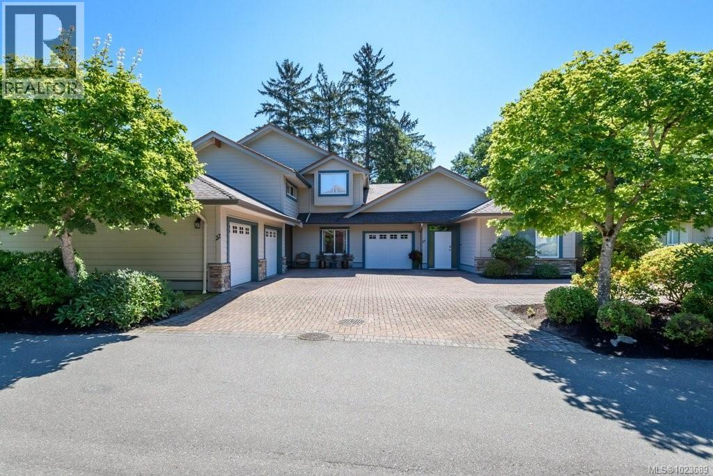 22 199 31st St, Courtenay, British Columbia  V9N 3Y2 - Photo 4 - 1023689